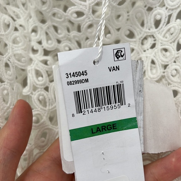 TRINA TURK
Chateau Floral Mesh Cover-Up Pants in Vanilla - Picture 8 of 10